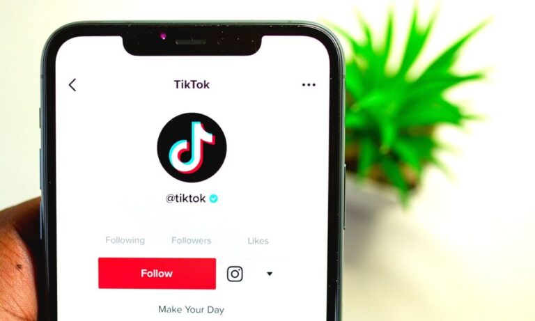Unlock TikTok Fame: Journey Starts with Likes Purchasing Unlock TikTok Fame Journey Starts with Likes Purchasing